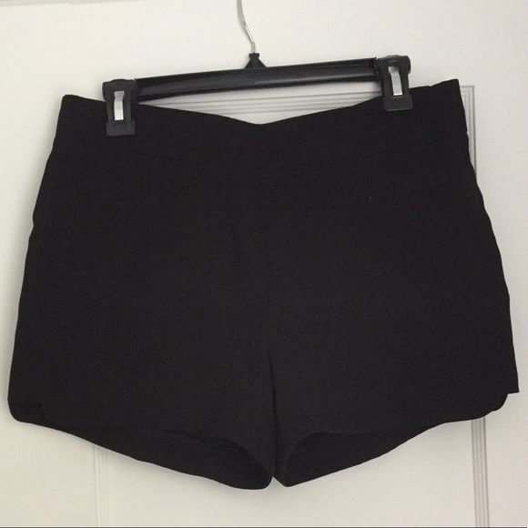 J. Crew Pants - EUC J.Crew black shorts size 4